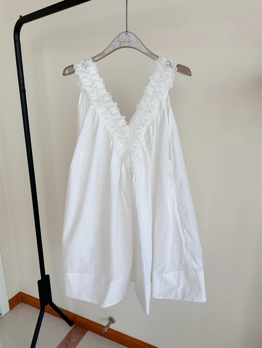 Helsa Mini Dress With Lace in Tech Poplin in White - Picture 8 of 11